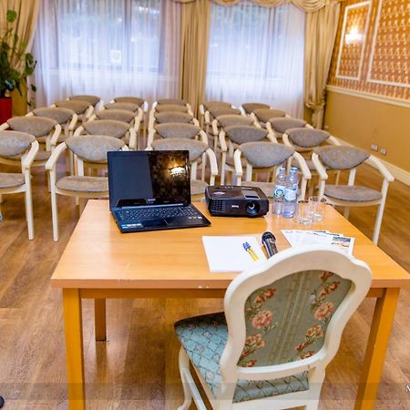 Hotel Na Bloniach Bielsko-Biała Ngoại thất bức ảnh